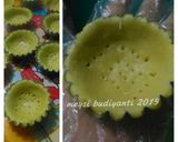 Foto langkah ke 8 dari resep Pie Coklat Buah Naga.