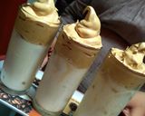 Foto langkah ke 4 dari resep Dalgona Coffee.