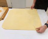 Vajas leveles tészta (tojásmentes) recept fázis 13 fotója
