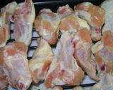 Foto del paso 1 de la receta: Alitas, patitas de pollo con pasta de garbanzos