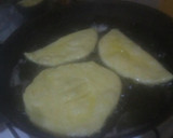 Foto del paso 3 de la receta: Tortas fritas clásicas para días de lluvia 🌧️