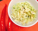 Hình bước làm 1 của món Gà Kho Sả