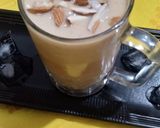 चिक्कू मिल्कशेक (Chikoo milk shake recipe in marathi) रेसिपी स्टेप 3 फोटो 