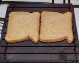 Foto del paso 4 de la receta: Ortiga (tostadas gratinadas)