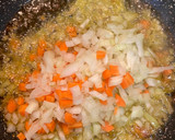 Foto del paso 3 de la receta: Dados de ternera con champiñones y puré de patatas ("Estilo fricandó")