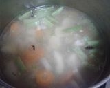 Foto langkah ke 3 dari resep Sup bihun bakso.
