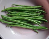 Foto langkah ke 1 dari resep Sayur Kulit Sapi Buncis Bumbu Kuning.