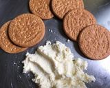 A picture of step 1 of Biscuit Sandwich.