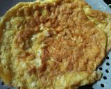Foto langkah ke 1 dari resep Telur Cabe Hijau ala Bundanya Iffah.