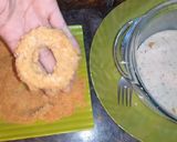 A picture of step 6 of Cheesy onion rings.