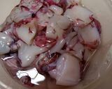 Foto langkah ke 1 dari resep Cumi kuah pedas manis.