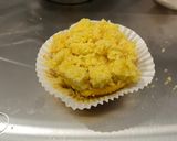 A picture of step 7 of Mimosa Muffins 💛.