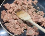 A picture of step 1 of Sausage, fennel and chilli ragu.
