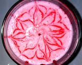 A picture of step 3 of Simple strawberry shake.