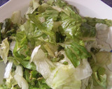 Foto del paso 5 de la receta: Ensalada Cesar con gallina y mayonesa con cilantro