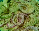 Foto del paso 2 de la receta: MERLUZA Hervida con Pepino y Cebolla al Alioli...!