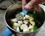 Green chicken gravy (கீரீன் சிக் கன் கிரேவி) ரெசிபி ஸ்டேப் 1 புகைப்படம்