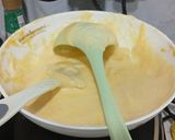 Foto langkah ke 4 dari resep Pancake teflon takaran sendok (tanpa mixer&tanpa bahan pengembang).