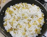 A picture of step 4 of Sabudana kichidi.