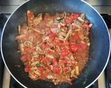Foto del passaggio 3 della ricetta Spaghettoni con le sarde e i pomodorini 🌷