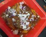 A picture of step 7 of Potato masala Chaap chaat.