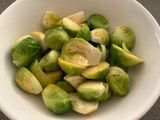 สลัดกะหล่ำดาว Brussels Sprout Salad