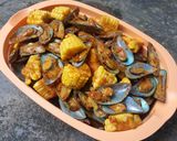 Foto langkah ke 5 dari resep Kerang Saus Padang (dengan jagung).