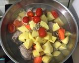 Potato And Carrot In White Pepper Pork Soup recipe step 2 photo