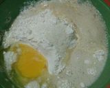 Foto langkah ke 3 dari resep Pizza Teflon Lembut (Takaran Simple).