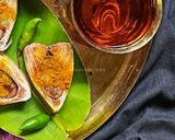 কচু পাতা দিয়ে ইলিশ (Kochu Pata Diye Ilish Recipe In Bengali) রেসিপি ধাপ - 1 ছবি