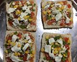 A picture of step 4 of Capsicum and Sweet Corn Toast.