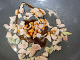 雞肉丁蒸蛋