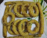 A picture of step 8 of SEGDALU/ CHEGODILU/ RICE POWDER RINGS.