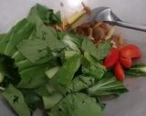 Foto langkah ke 4 dari resep 6. Oseng Putren, jamur kancing, sawi dan wortel.