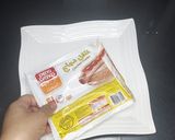 A picture of step 1 of Tum yum Sausages rice.