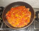 A picture of step 2 of Andhra style tomato gravy.