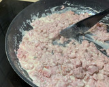 Foto del paso 3 de la receta: Lasaña cremosa de salchichas frescas deconstruidas