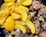 Wątróbka z kurczaka z cebulką i brzoskwiniami 🍑 krok przepisu 4 zdjęcie