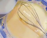 Hình bước làm 3 của món Bánh cupcake sốt kem phô mai trứng muối chà bông