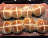 A picture of step 5 of Hot Cross Buns.