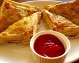 A picture of step 1 of Aloo Puffs.