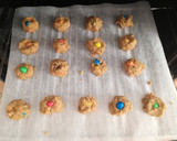 Foto del paso 4 de la receta: Galletitas de trigo sarraceno y M&M's