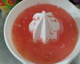 Foto del paso 1 de la receta: Jugo🍹🥛🍯 de pomelo🍊, plátano🍌 y leche condensada🥛🧃🍯