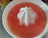 Foto del paso 1 de la receta: Jugo🍹🥛🍯 de pomelo🍊, plátano🍌 y leche condensada🥛🧃🍯