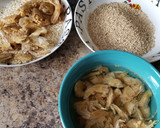 Foto del paso 1 de la receta: Torta de arroz con camarones secos en mole con nopales