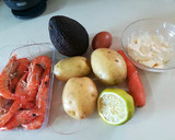 Foto del paso 1 de la receta: Ensaladilla de aguacate y langostinos