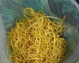 Foto langkah ke 2 dari resep Mie Karing #KusukaNGEMIL.