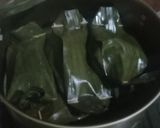 Foto langkah ke 6 dari resep Pepes ayam kemangi bumbu kuning.