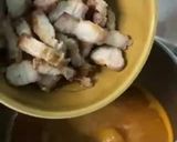 รูปขั้นตอนการทำที่ 5 ของ แกงส้มหมูย่างผักรวม