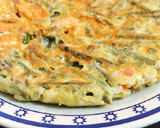 Foto del paso 5 de la receta: Tortilla de Espárragos trigueros con Gambas blancas